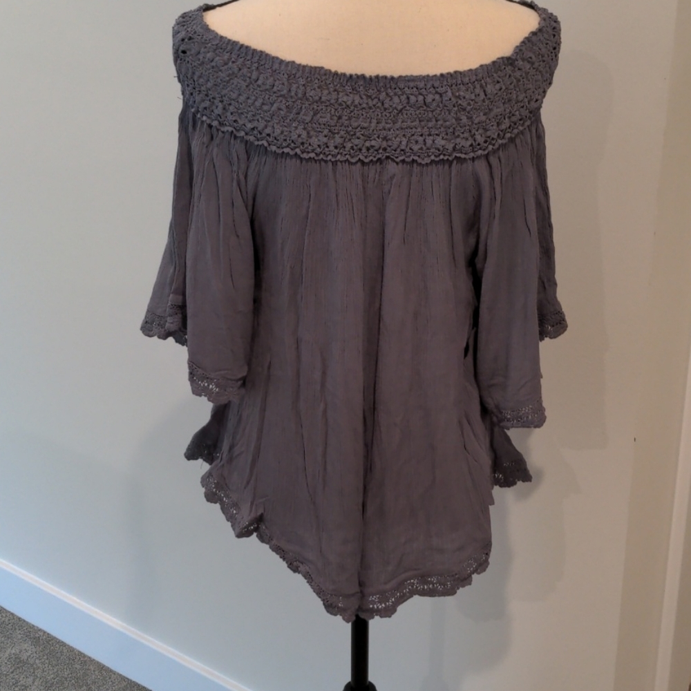 Off the shoulder blouse - Picture 3 of 6